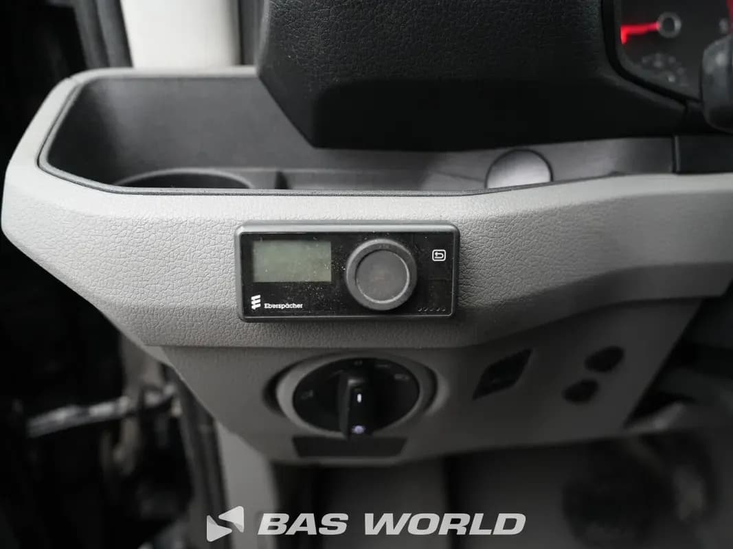 Vehicle media 3