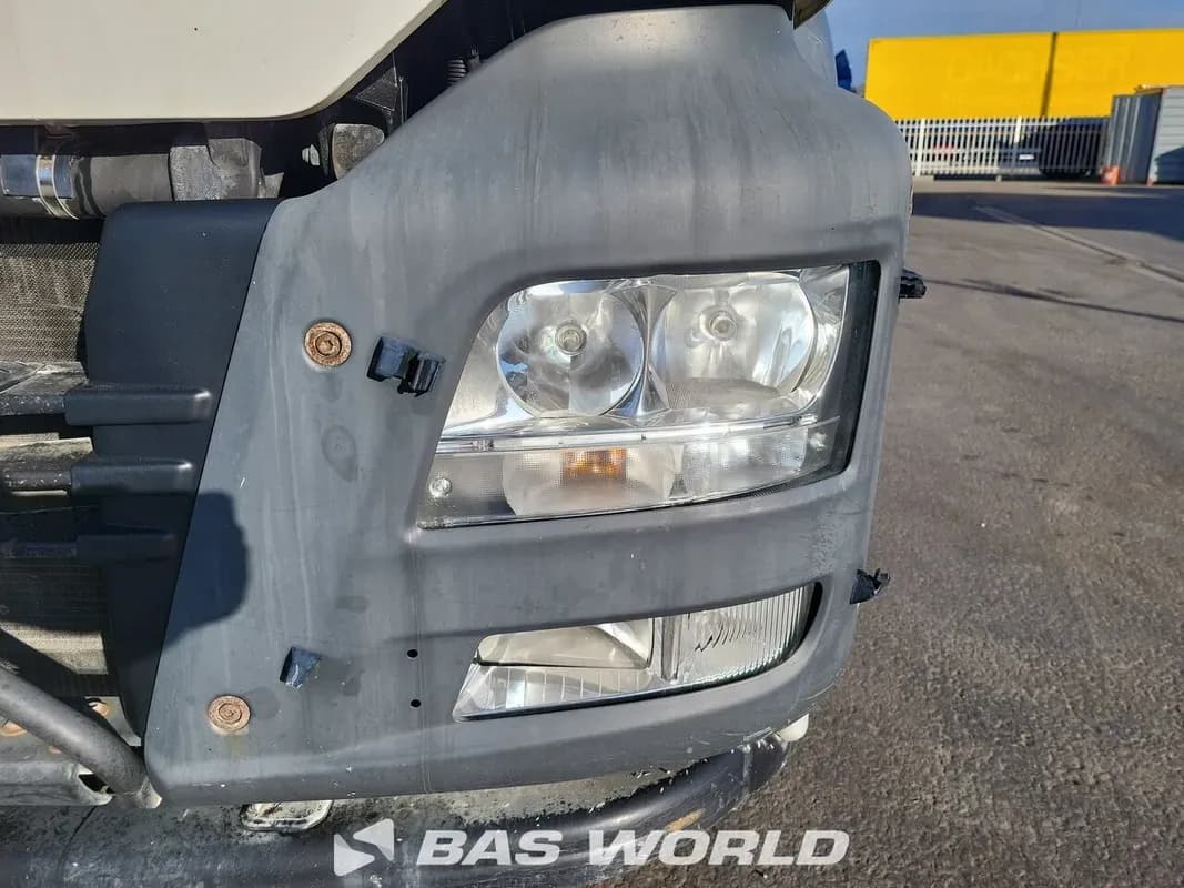 Vehicle media 3